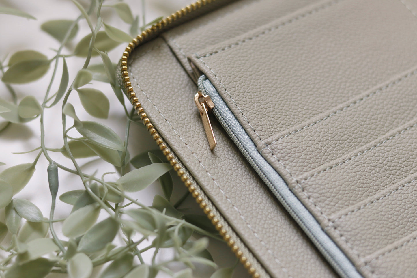 Zipper Budget Binder | Oat